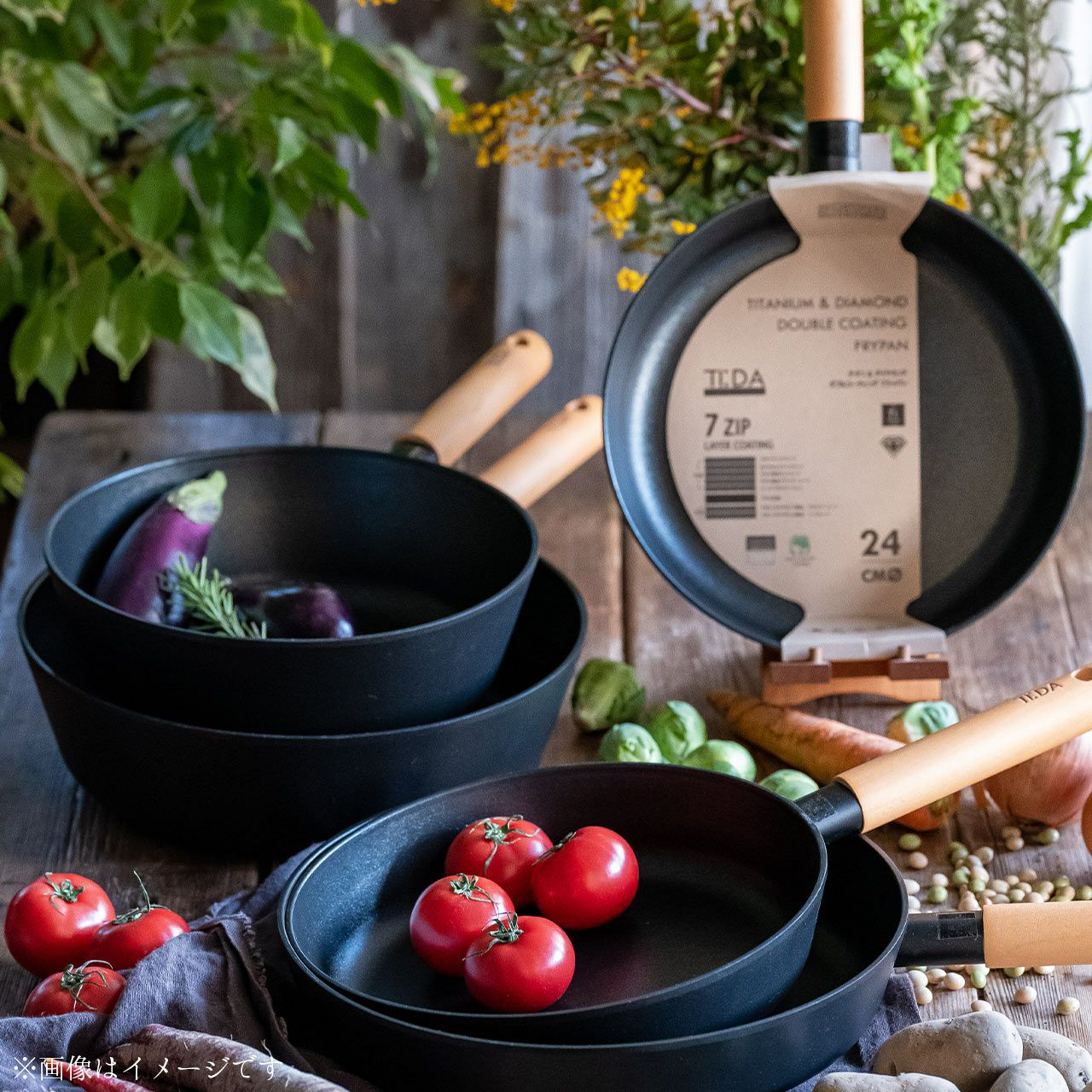 Amway 2024年購入 最新型 アムウェイ 新品↓ 中フライパン IH対応