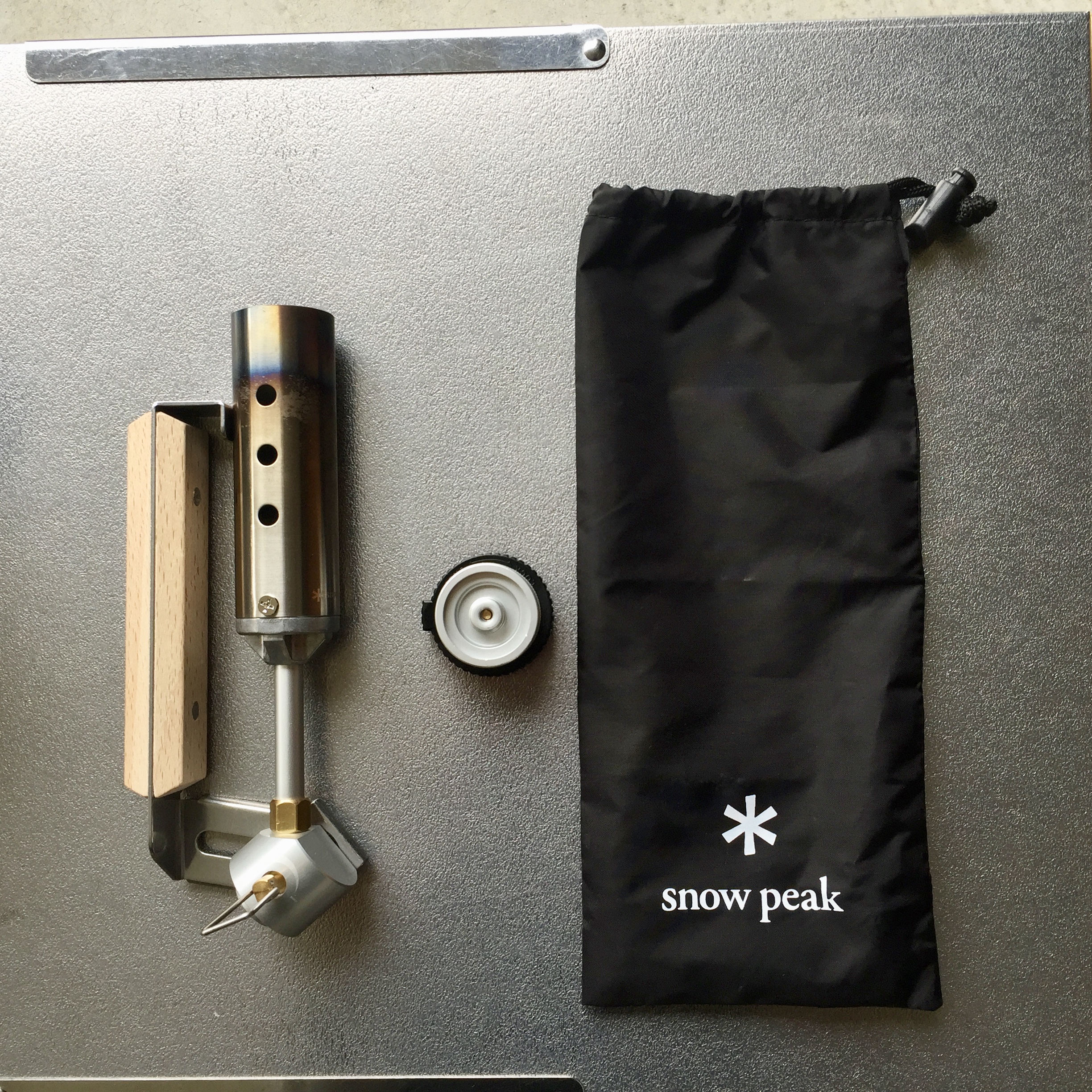 Snow Peak フォールディングトーチ（Folding torch）のレビュー | ソロニワ