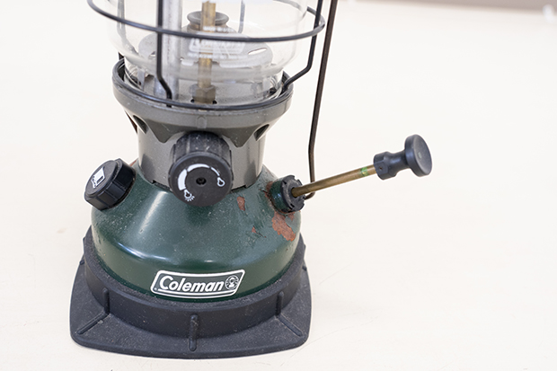 コールマン ノーススターチューブマントルランタン 2000 | ランタン