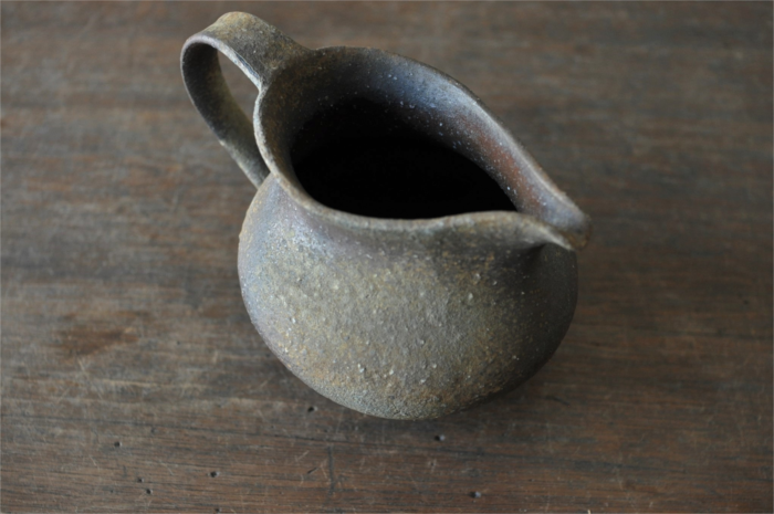 境知子：焼締ピッチャー・蓋物｜うつわ SouSou｜Online Shop