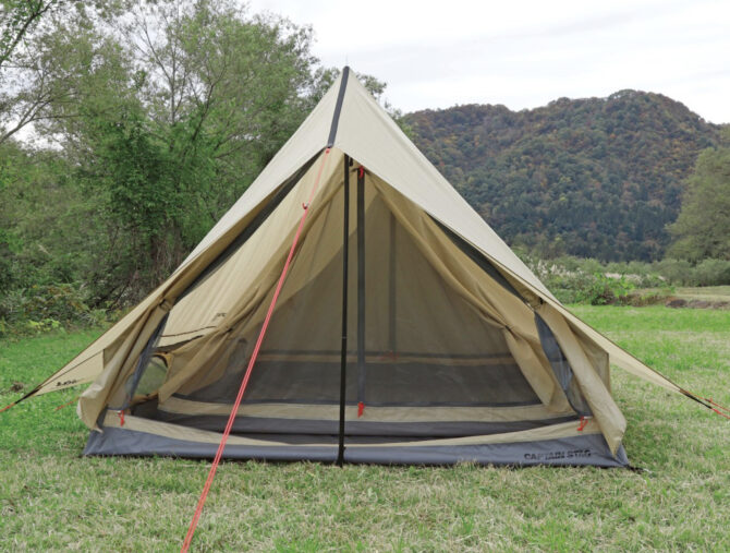 キャプテンスタッグのトレッカーツーポールロッジUVは使いやすさ抜群