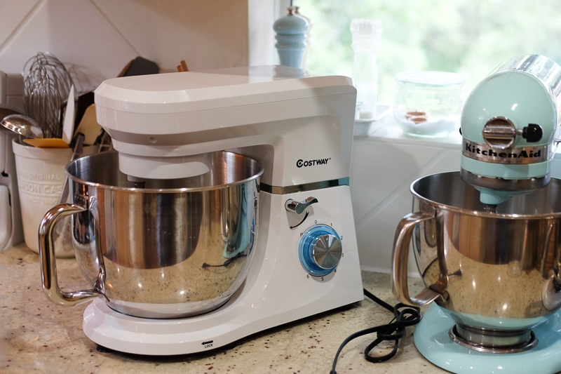 ちょっと怪しいけど、安くてパワフルで大容量なスタンドミキサー」をお