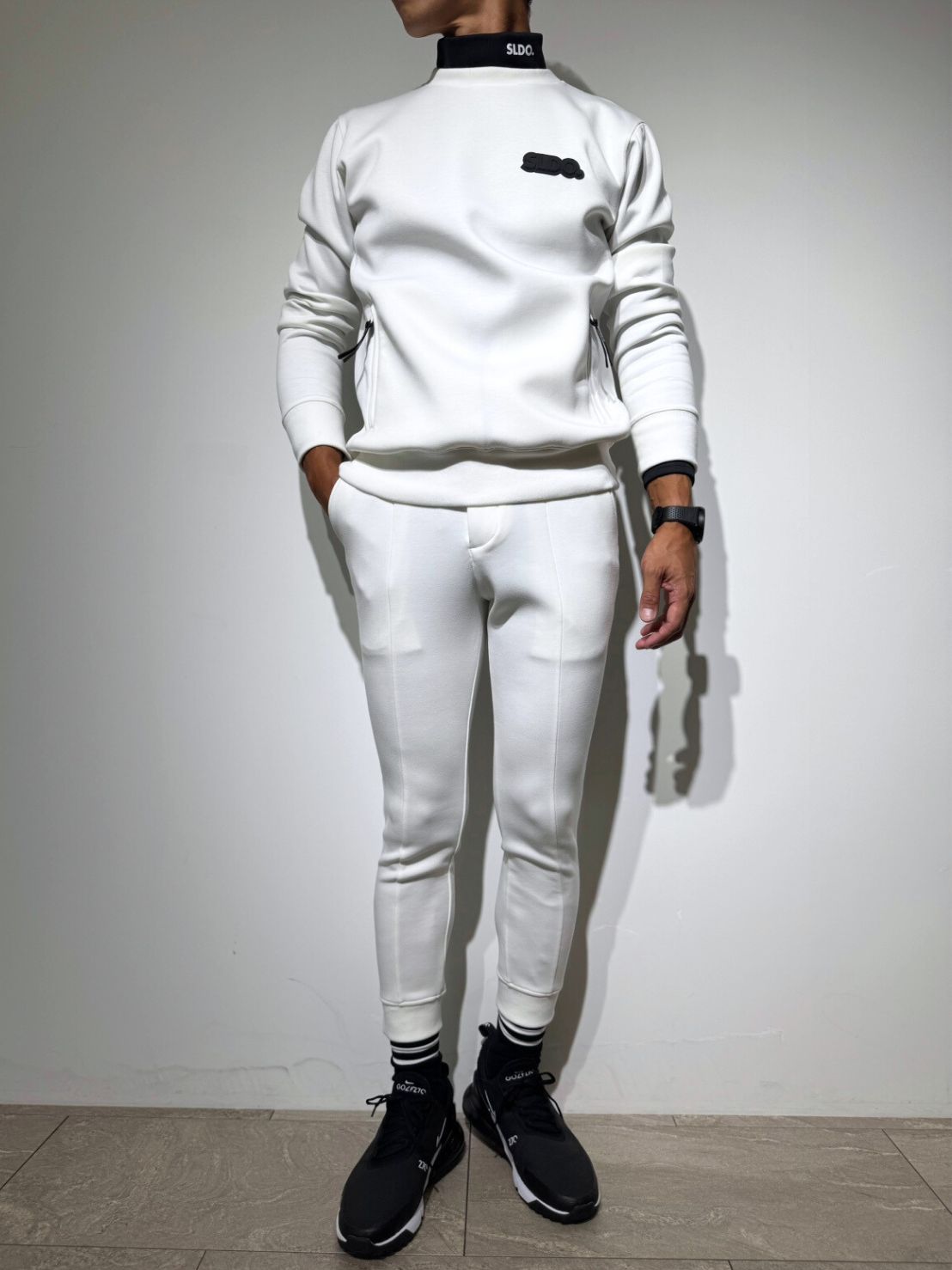 ライト ダブルニットプルオーバー 3D SHADOW LOGO/WHITE (UNISEX) – SLDO.