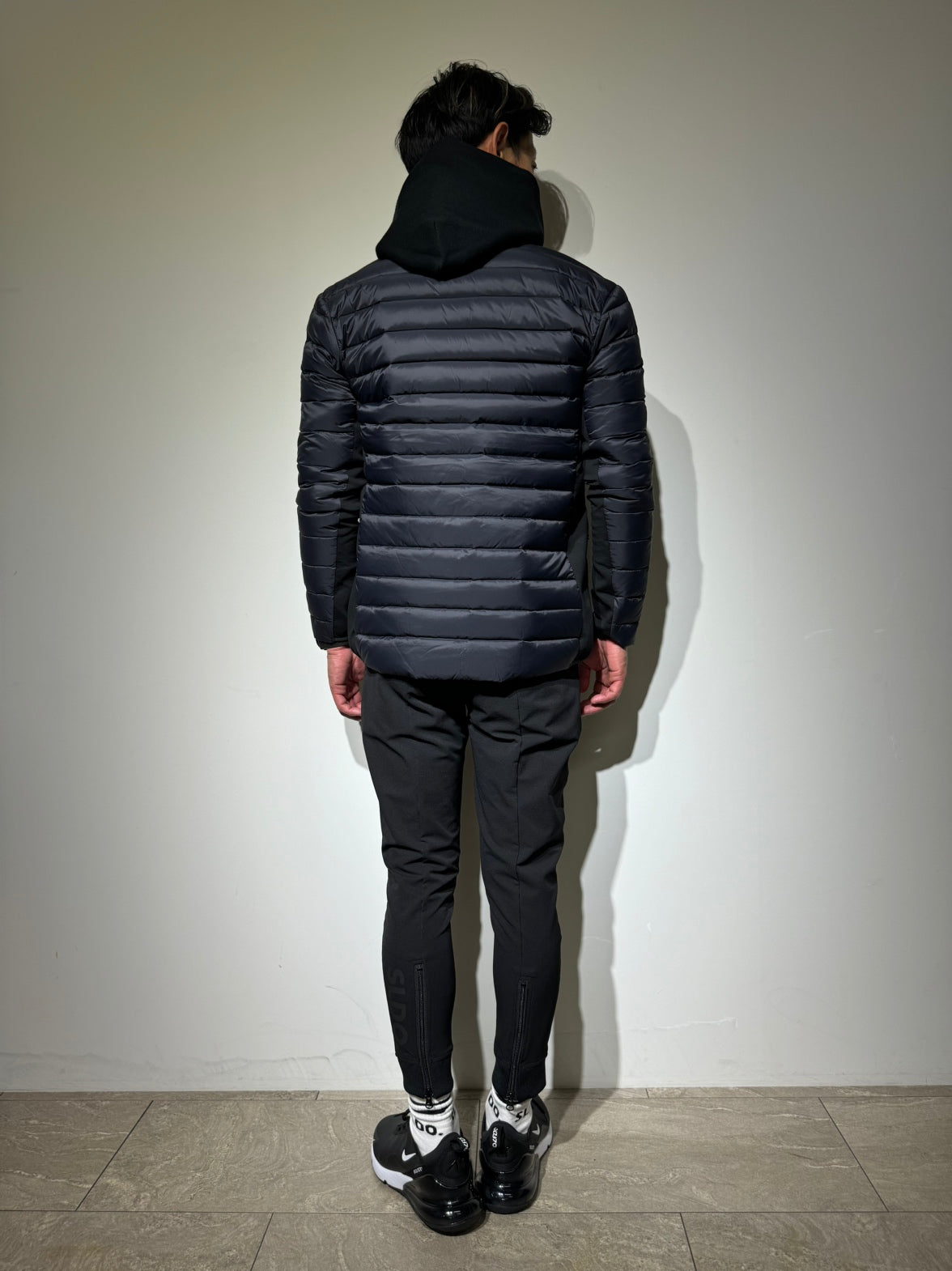 ストレッチライトダウンジャケット(UNISEX) – SLDO.