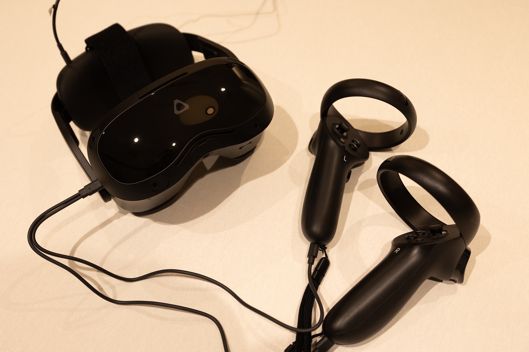 世界最高峰のオールインワンVR「VIVE Focus 3」先行体験レポ