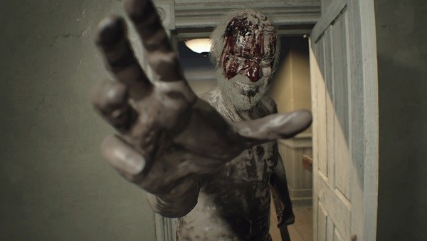 バイオハザード7」最速プレビュー 奇妙な館の恐怖はVRでこそよく映える