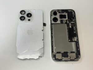 iPhone 16 Pro】背面割れも対応可能です！ | スマホスピタル横浜関内店