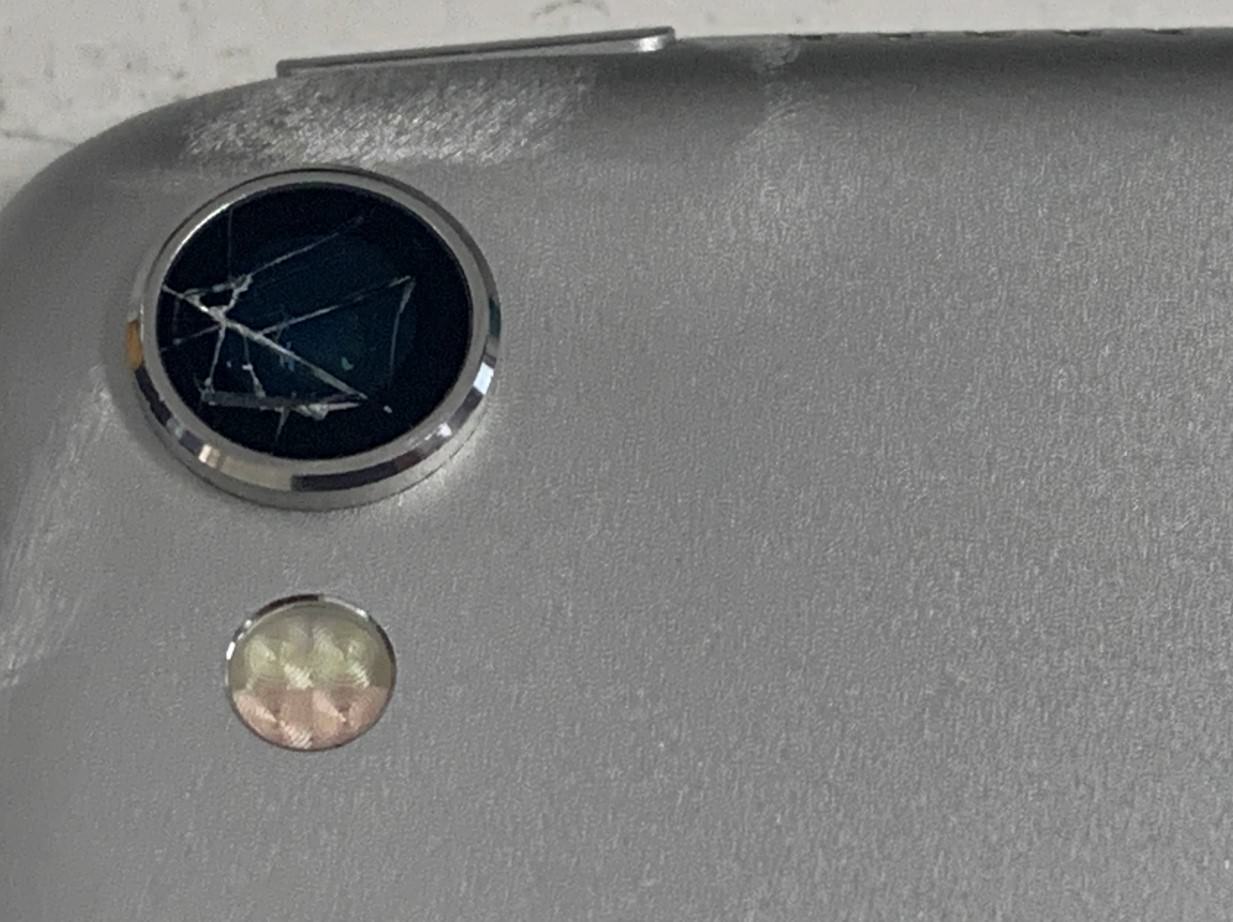 iPadのカメラレンズ修理が安い】写真が白くなる症状が改善！iPadPro