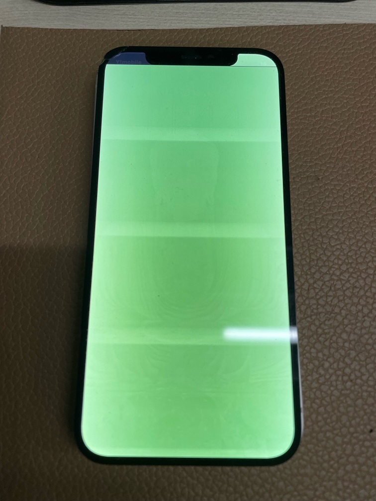 iPhone12～湿気から始まる悲劇… – iPhone修理広島ならスマップル広島店