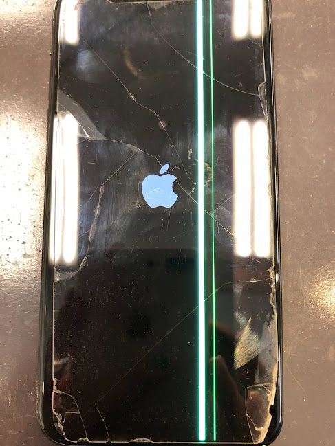 突然画面に緑の線が…原因は○○！ | iPhone修理・iPad修理 スマート