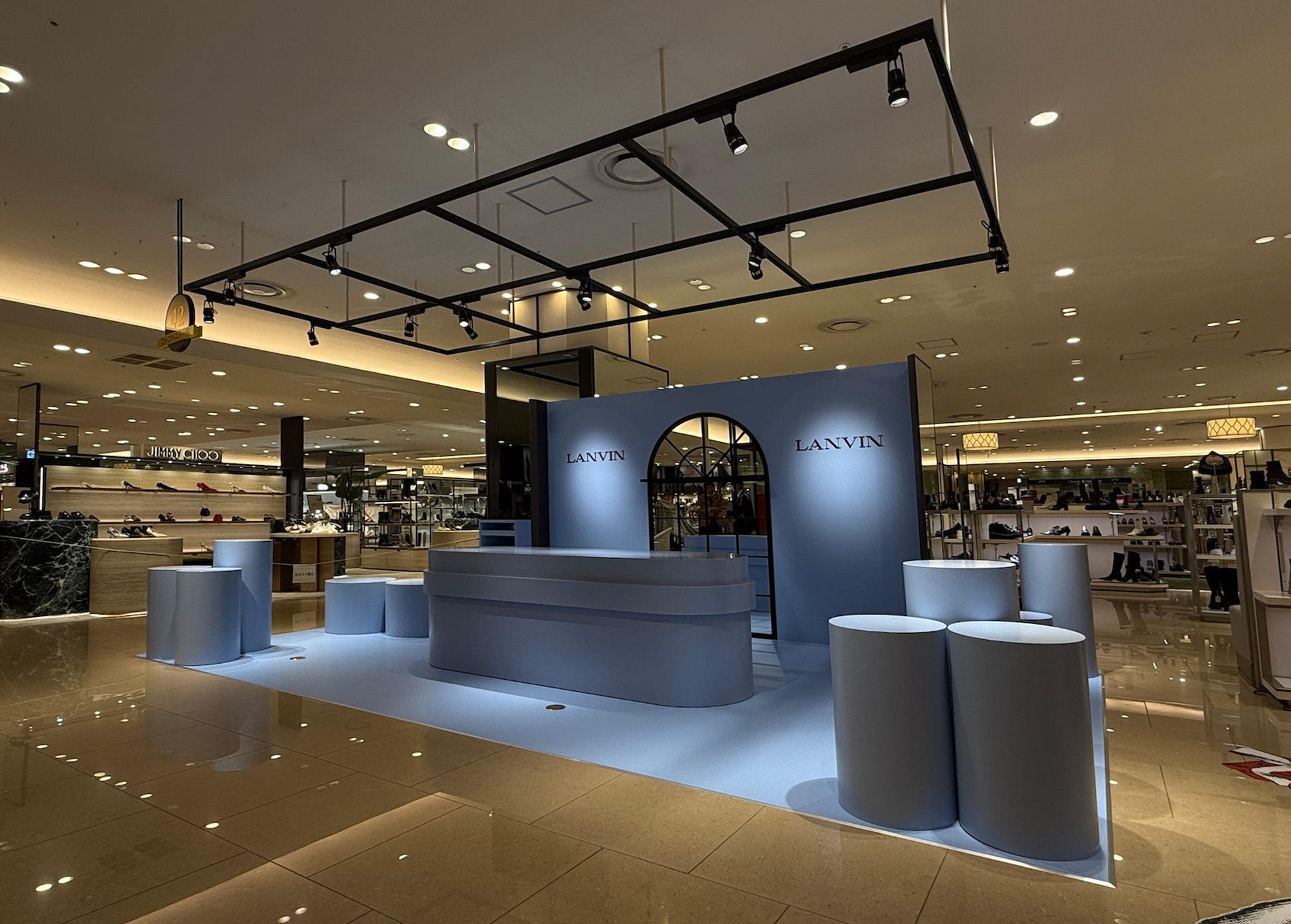 LANVIN 阪急うめだ本店 POP UP STORE | WORKS | 株式会社スマイルデザイン