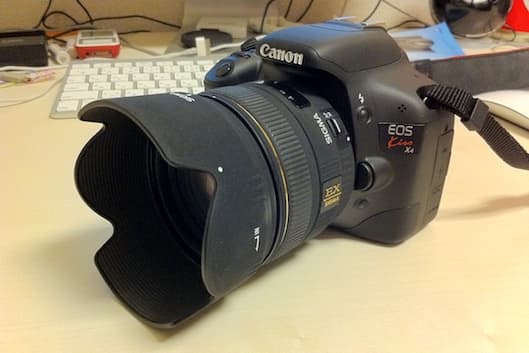 映画のような動画撮影ができるデジイチ – Canon EOS Kiss X4 – | ウケログ