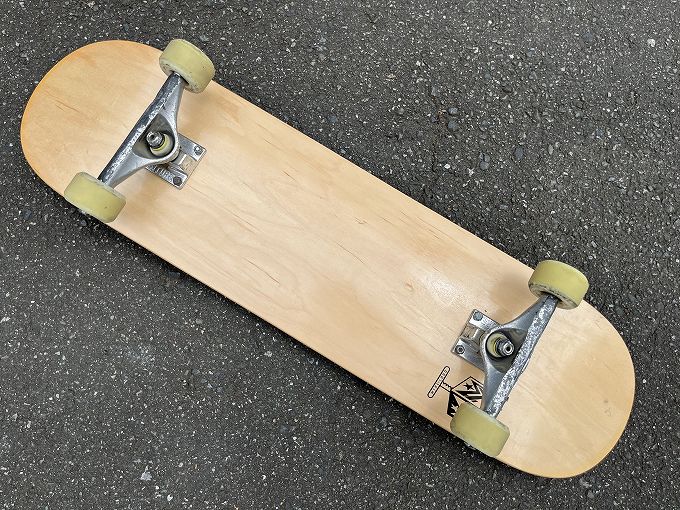 MINI LOGO(ミニロゴ)のスケートボードデッキをレビュー! 使い心地や