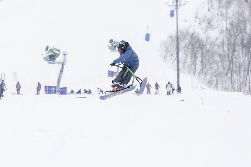Turndown / Lookdown」スノースクートでの難易度高め！終わりのない