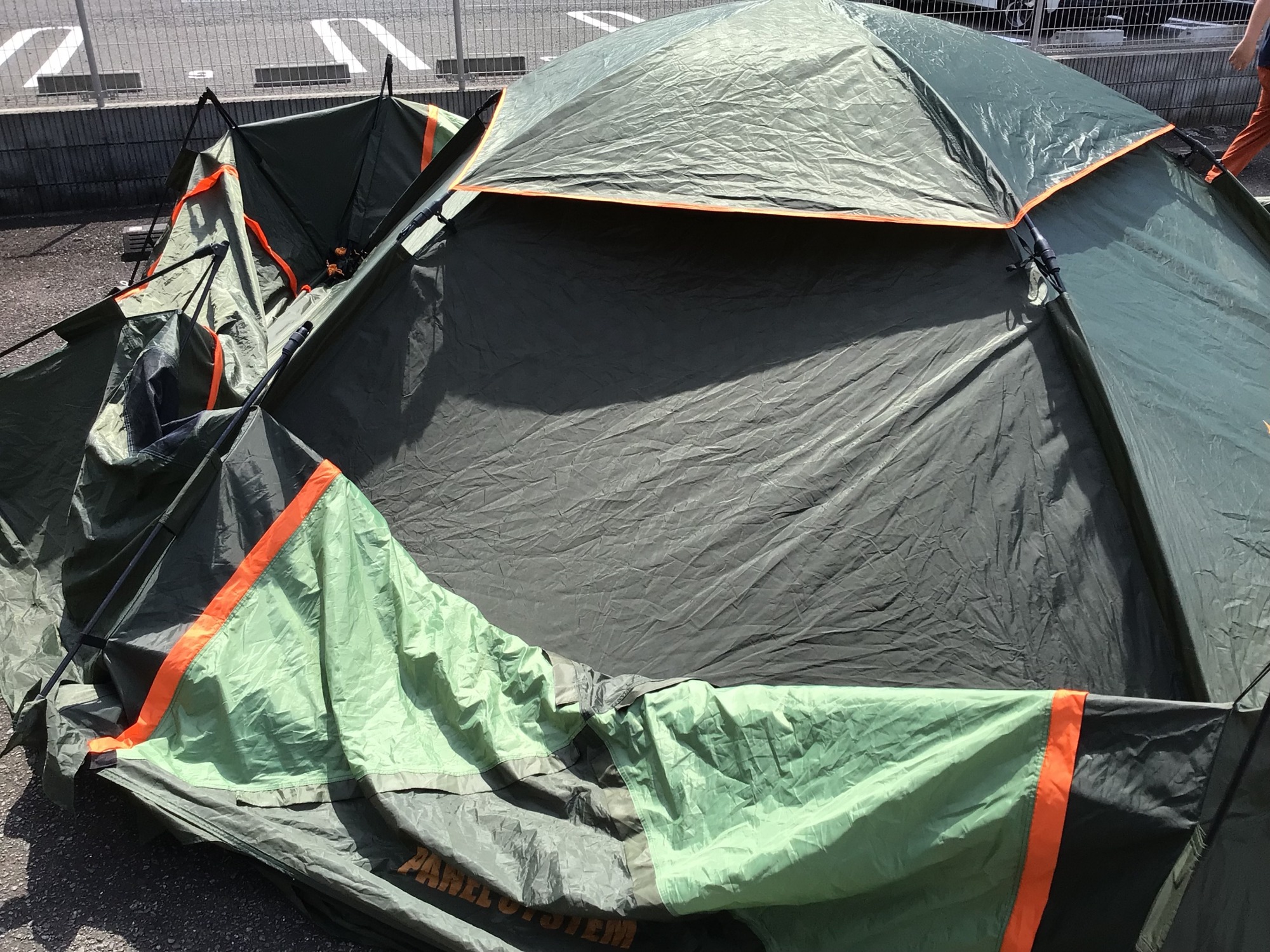 デカすぎ!LOGOSデカゴン!!約6ⅿ四方のドームシェルターがたった15分で