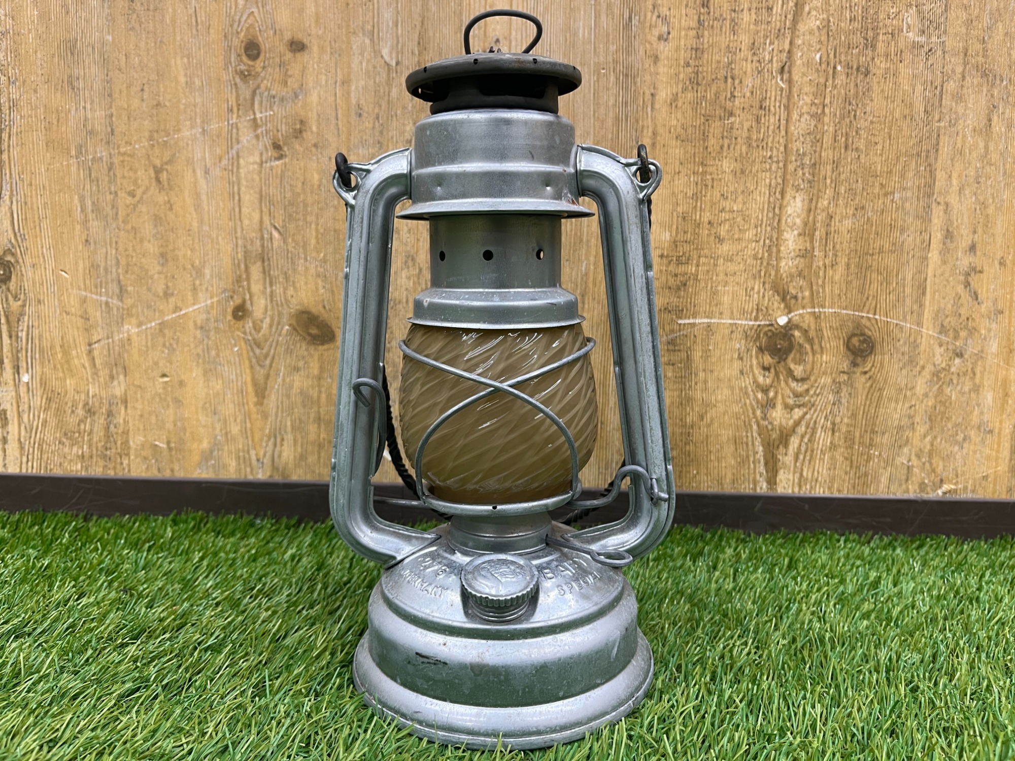 オイルランタンユーザー必見！入手困難なマグマグラスが3点入荷