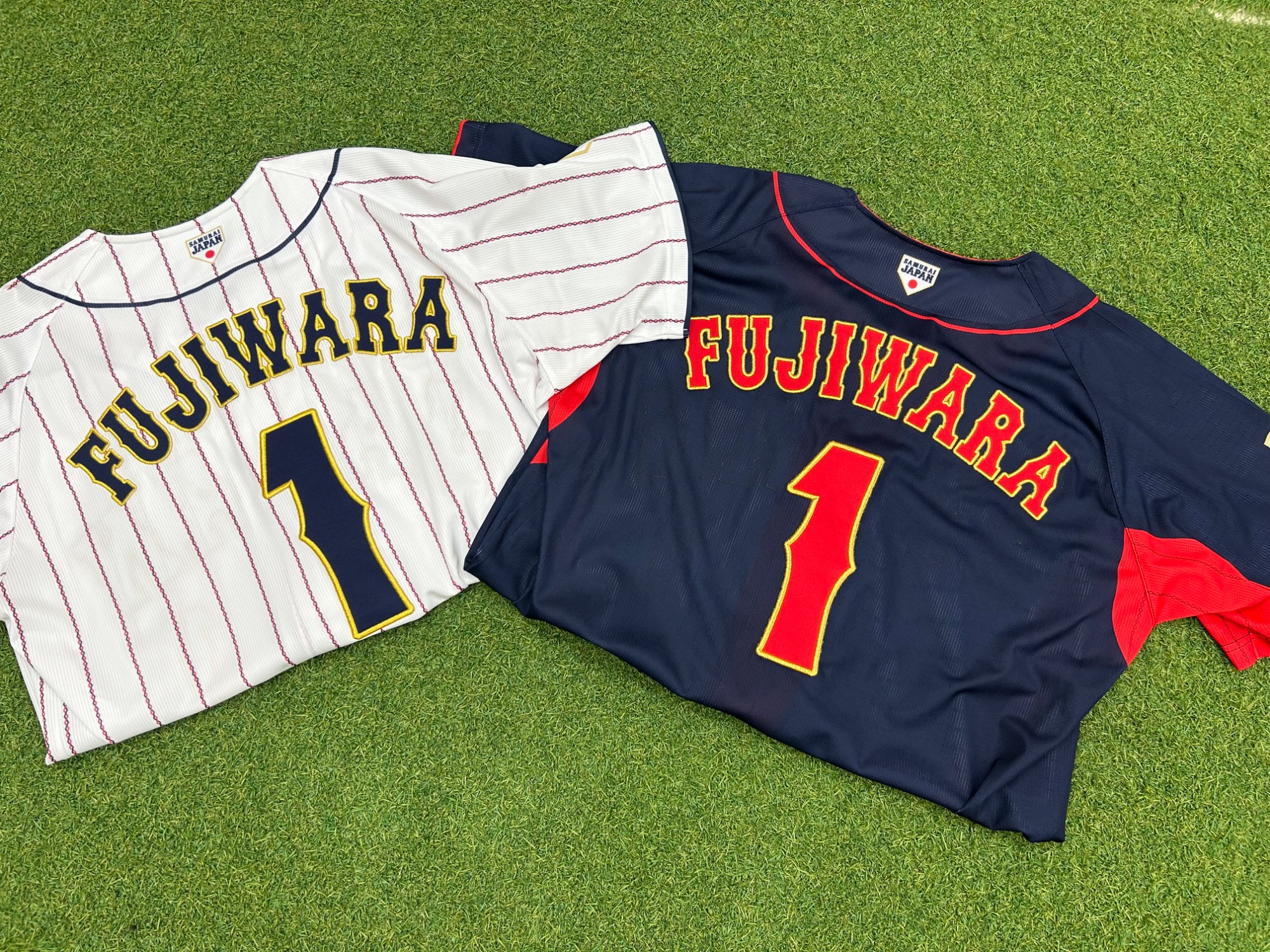 勝利の一撃を！ロッテ1のイケメン藤原恭大のユニフォームをご紹介