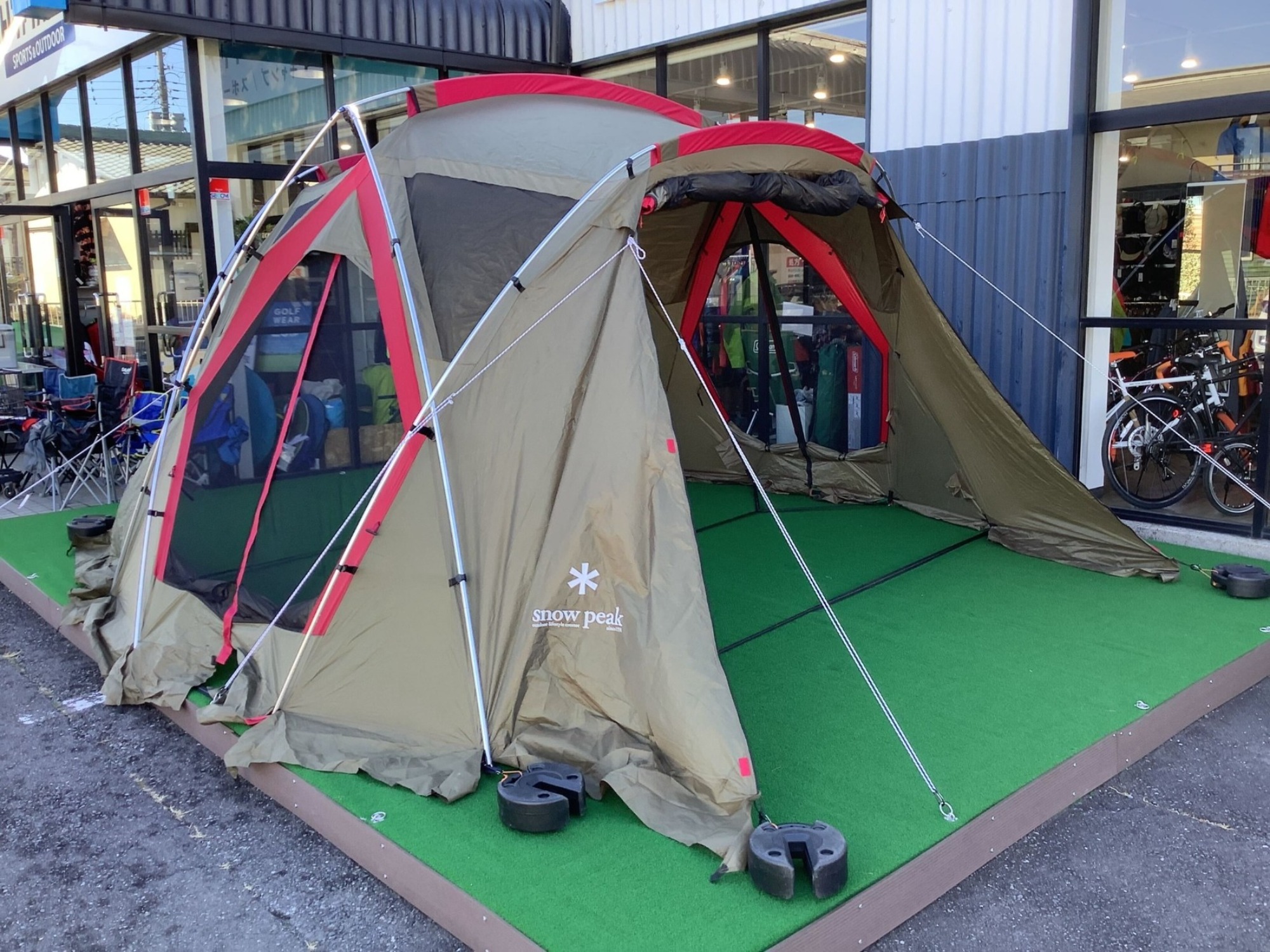 スノーピークの65周年限定モデル「リビングシェル Pro.」が入荷