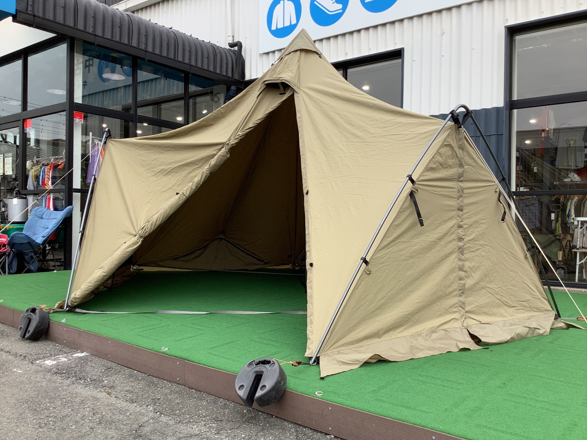 ゼインアーツの人気シェルターのTCバージョン「ゼクーM TC」が入荷