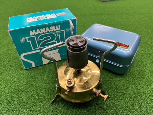 ルーツはビンテージ！高品質を誇る国産ストーブのマナスルの121