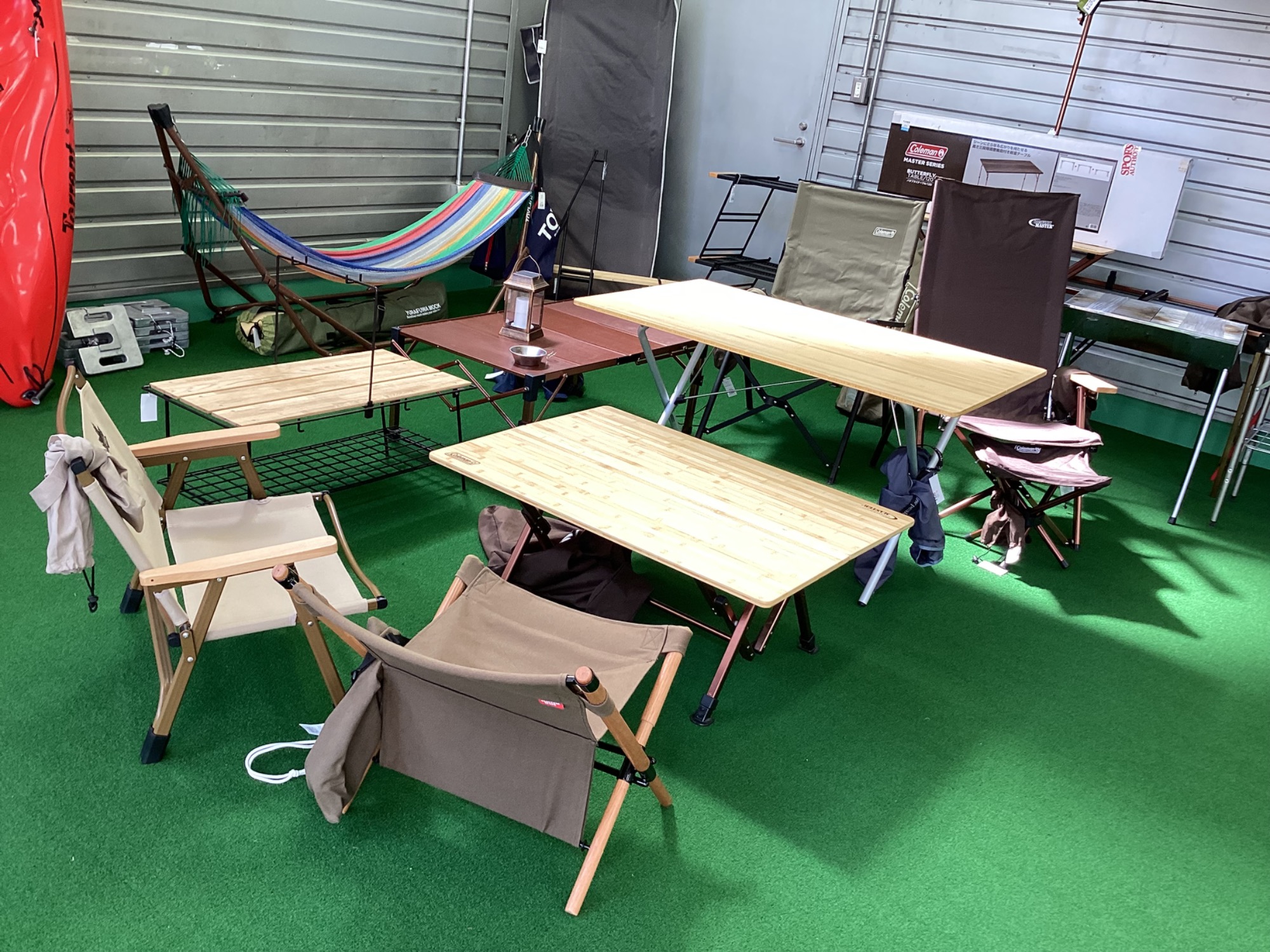 映えるカラーリング！マクラーレン社のガダバウトチェア紹介！[2023.10