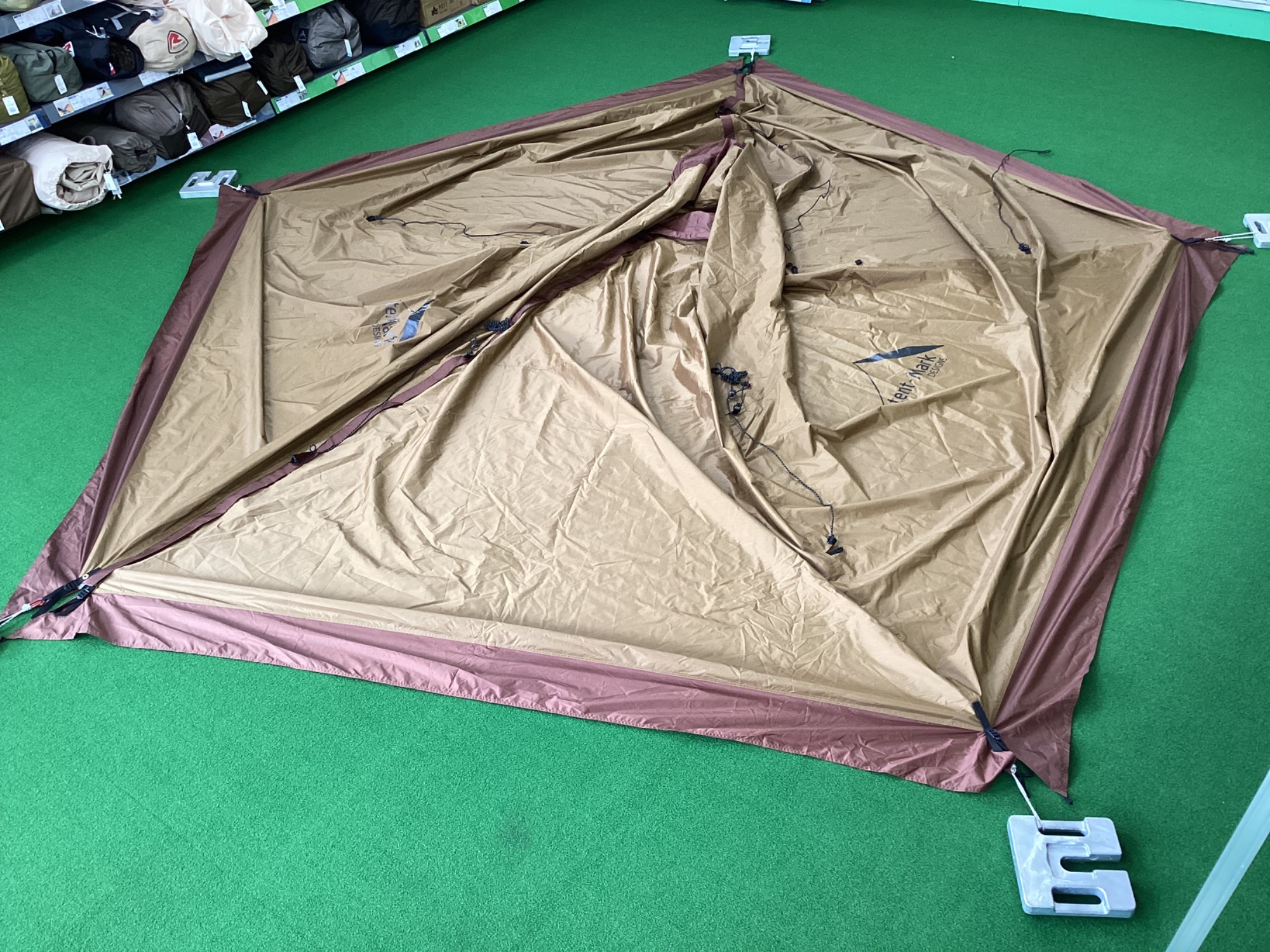 軽量かつ耐水性を誇るモノポールテント「サーカスST」をご紹介