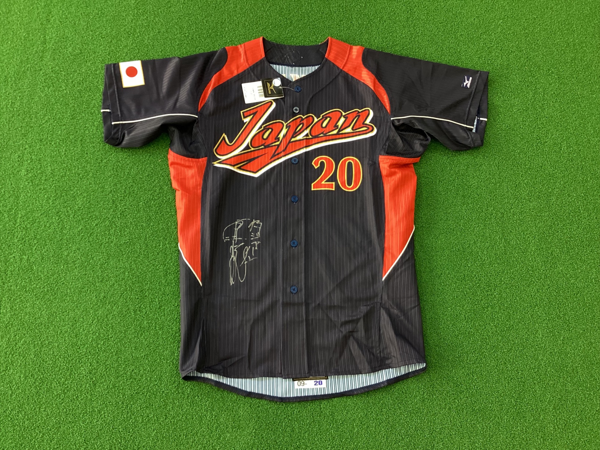 元近鉄の戦士！岩隈久志のWBC2009プロ仕様モデルが入荷！[2024.04.21