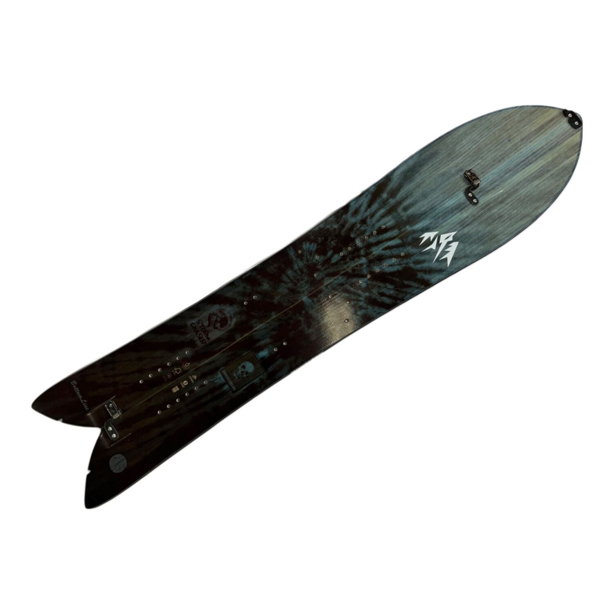 スノボ買うならトレファクスポーツアウトドア府中甲州街道店で