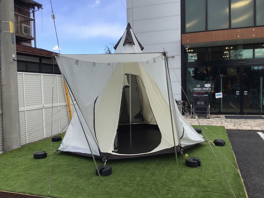 機能性抜群なUJack(ユージャック)のモノポールテント！デザート300をご