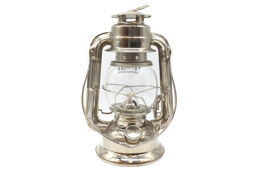 今一番熱いオイルランタン！Petromax(ペトロマックス)のHL1”ストーム