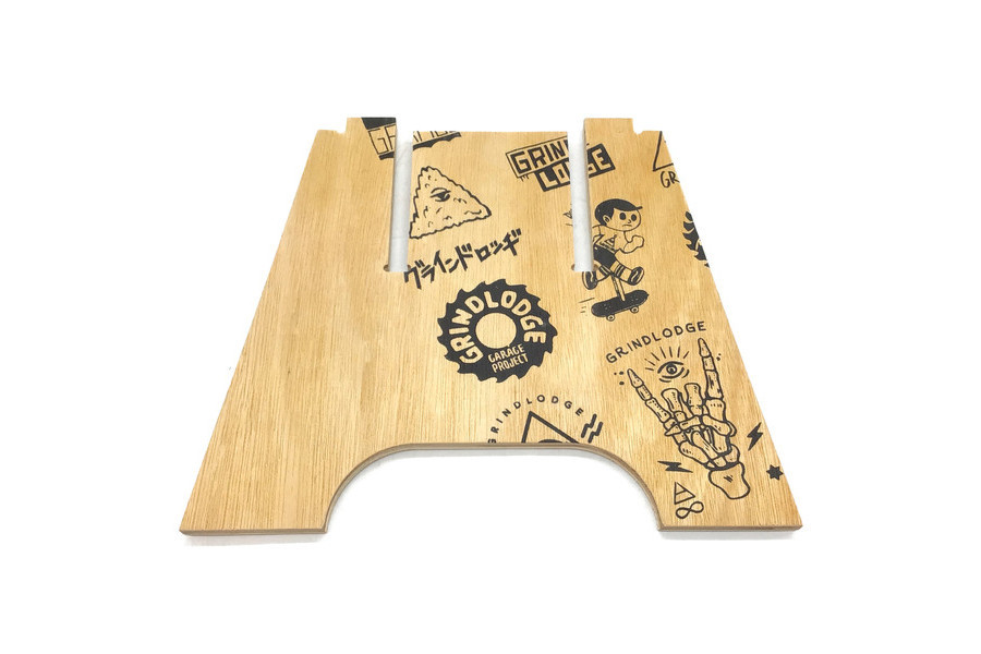 おしゃれキャンパー御用達！生刷りが施されたGRIND LODGE(グラインド