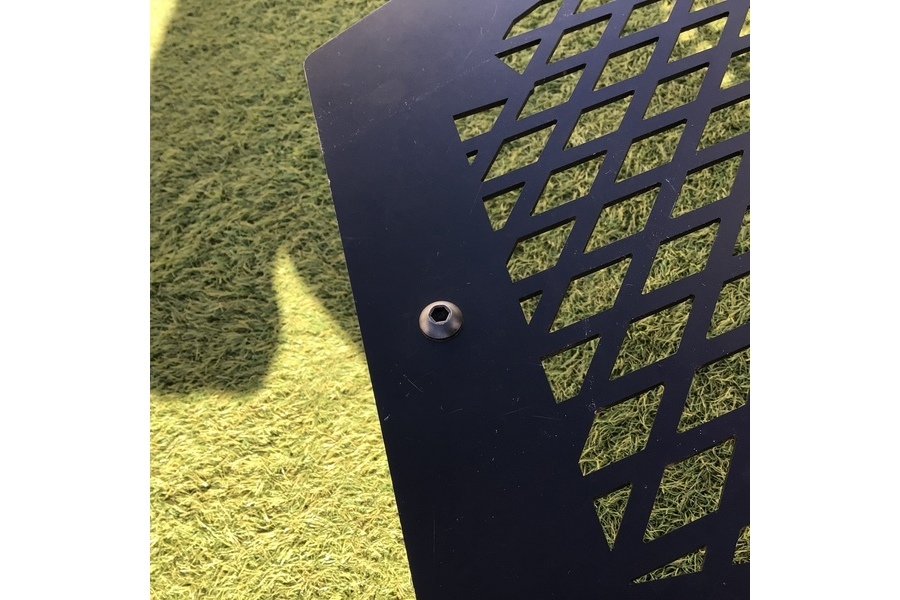 The Arth(ざぁ～っス)が展開する次郎系のテーブルのセンターにぴったり