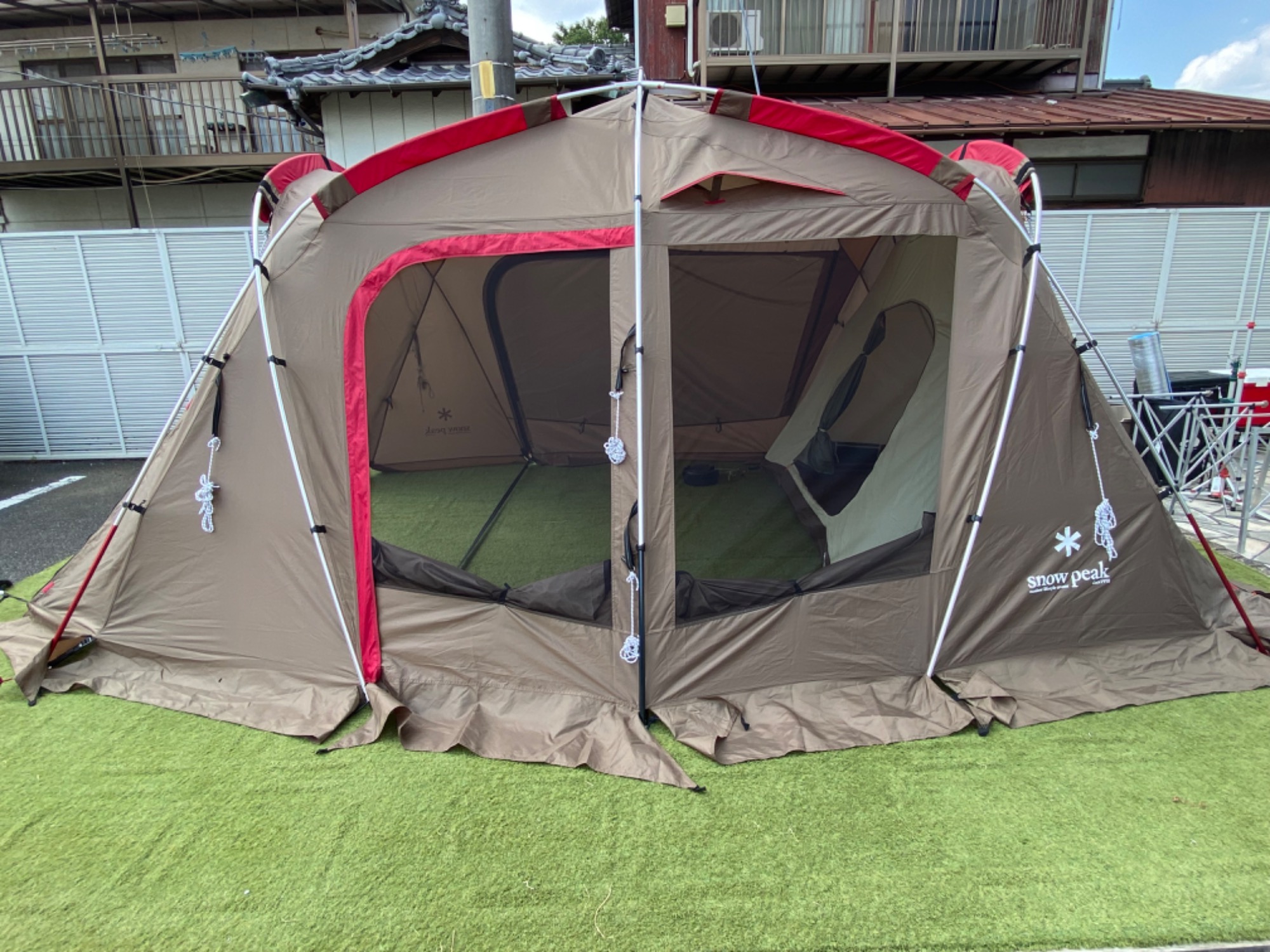 初めてのキャンプでも大活躍間違いなし！スノーピークのタシーク