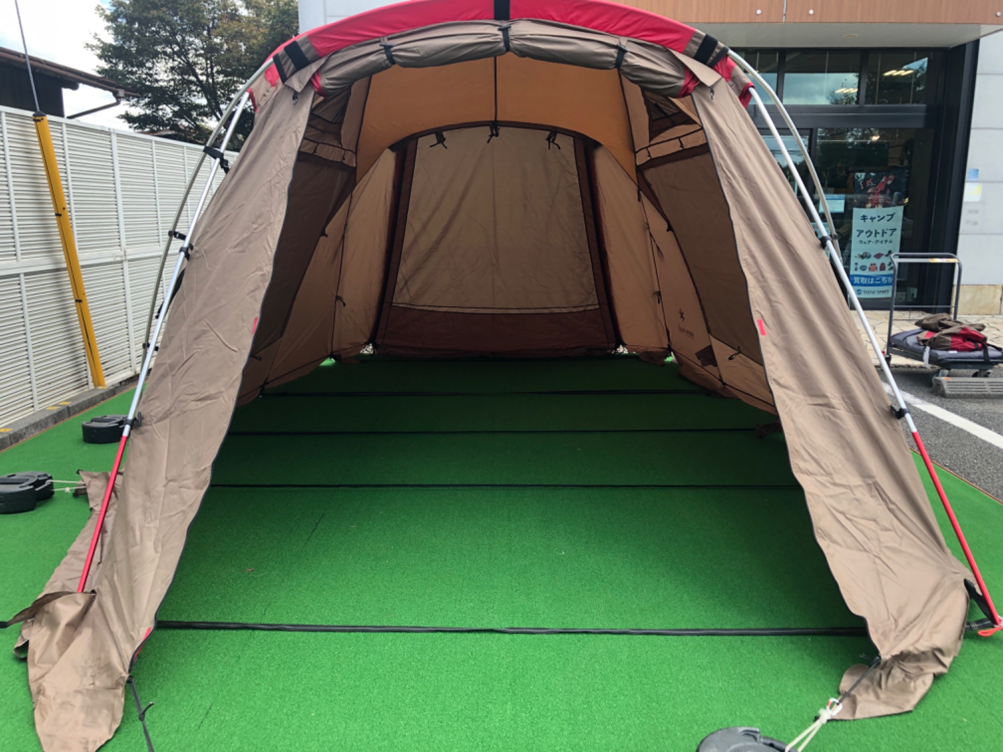 初めてのキャンプでも大活躍間違いなし！スノーピークのタシーク