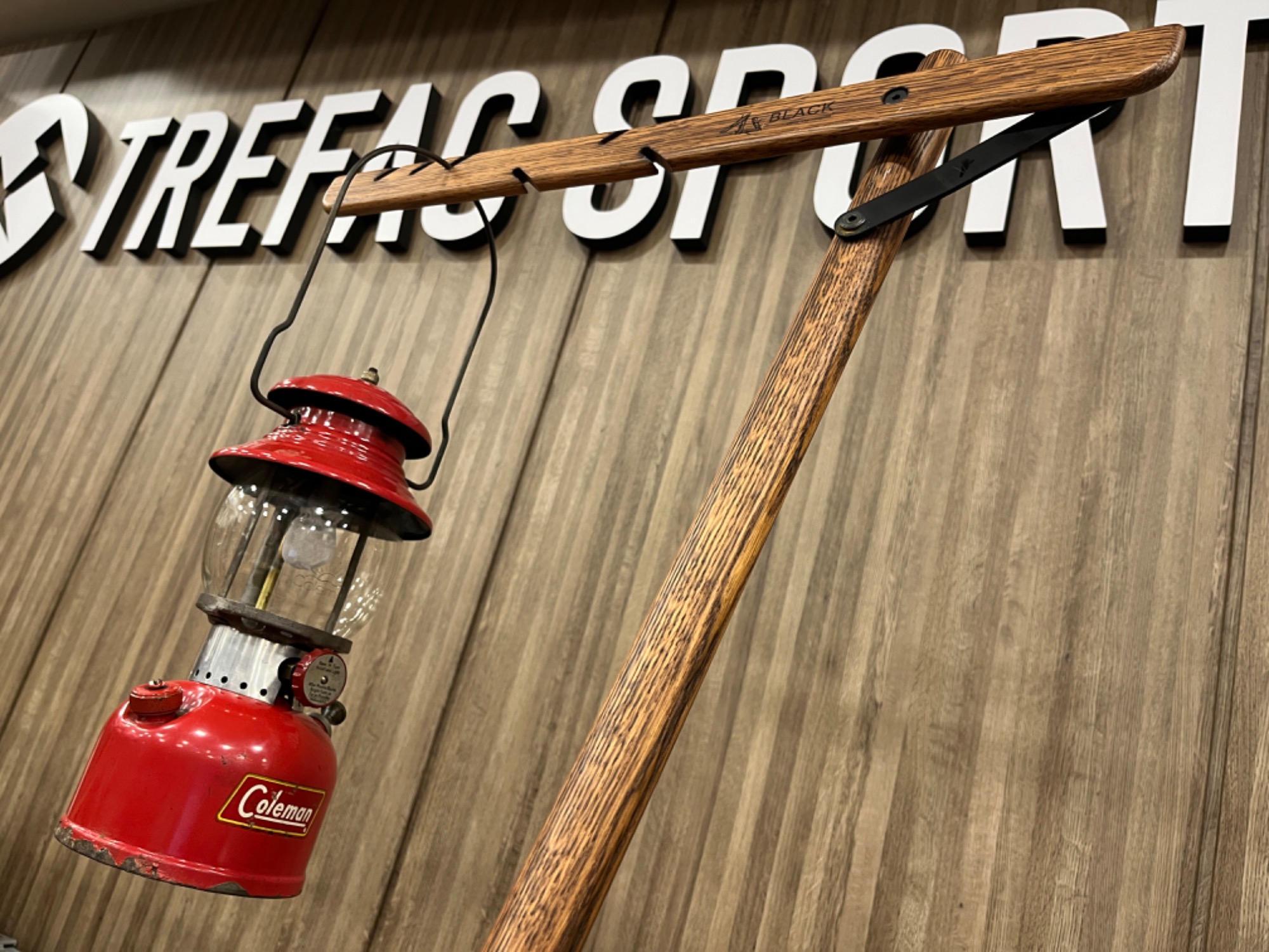 ガレージブランド好き必見！ブラックデザインのシダレザクラが新入荷