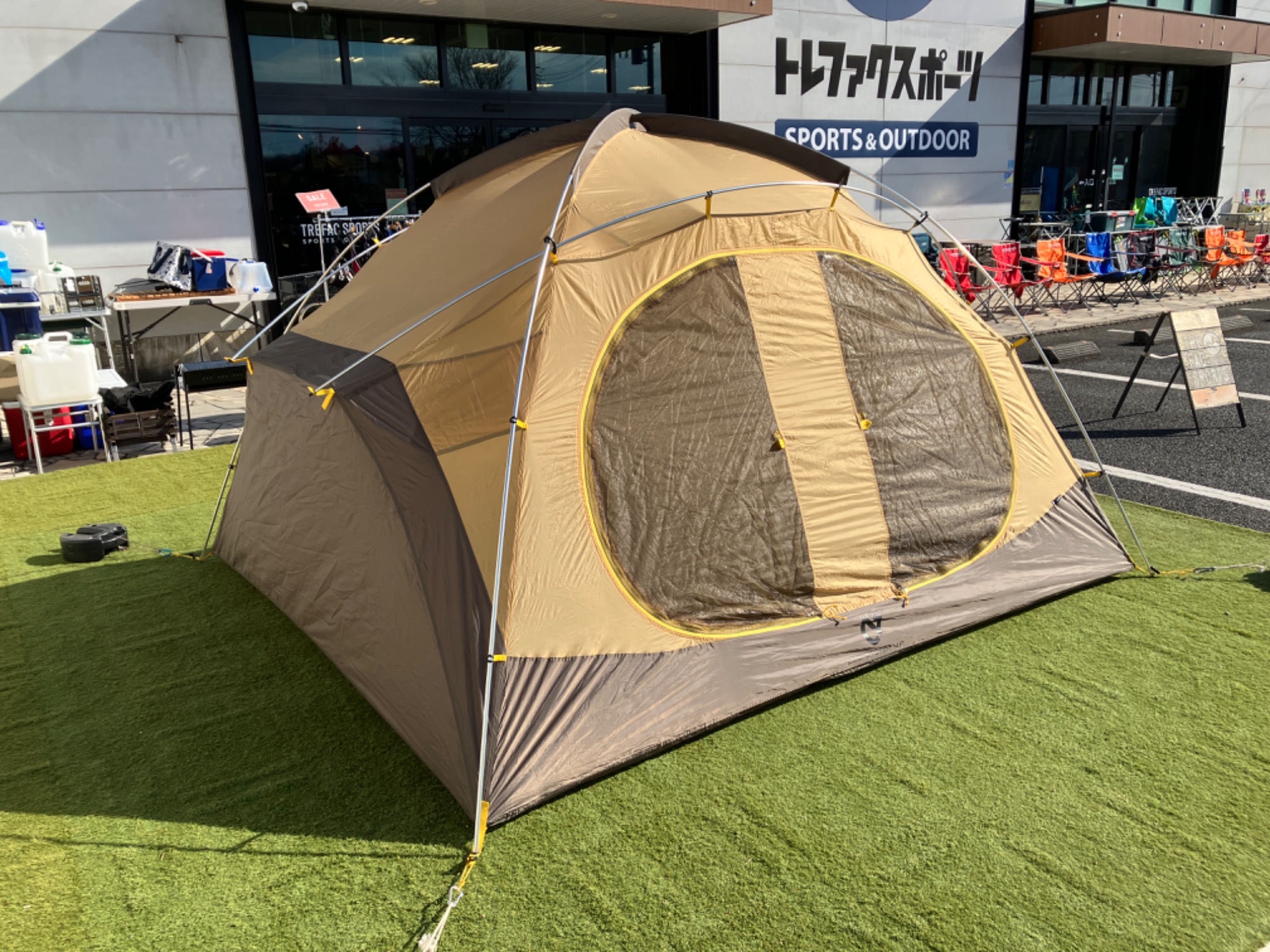 重量わずか4kg弱のファミリーテント！NEMOのロシストーム4P！[2023.01
