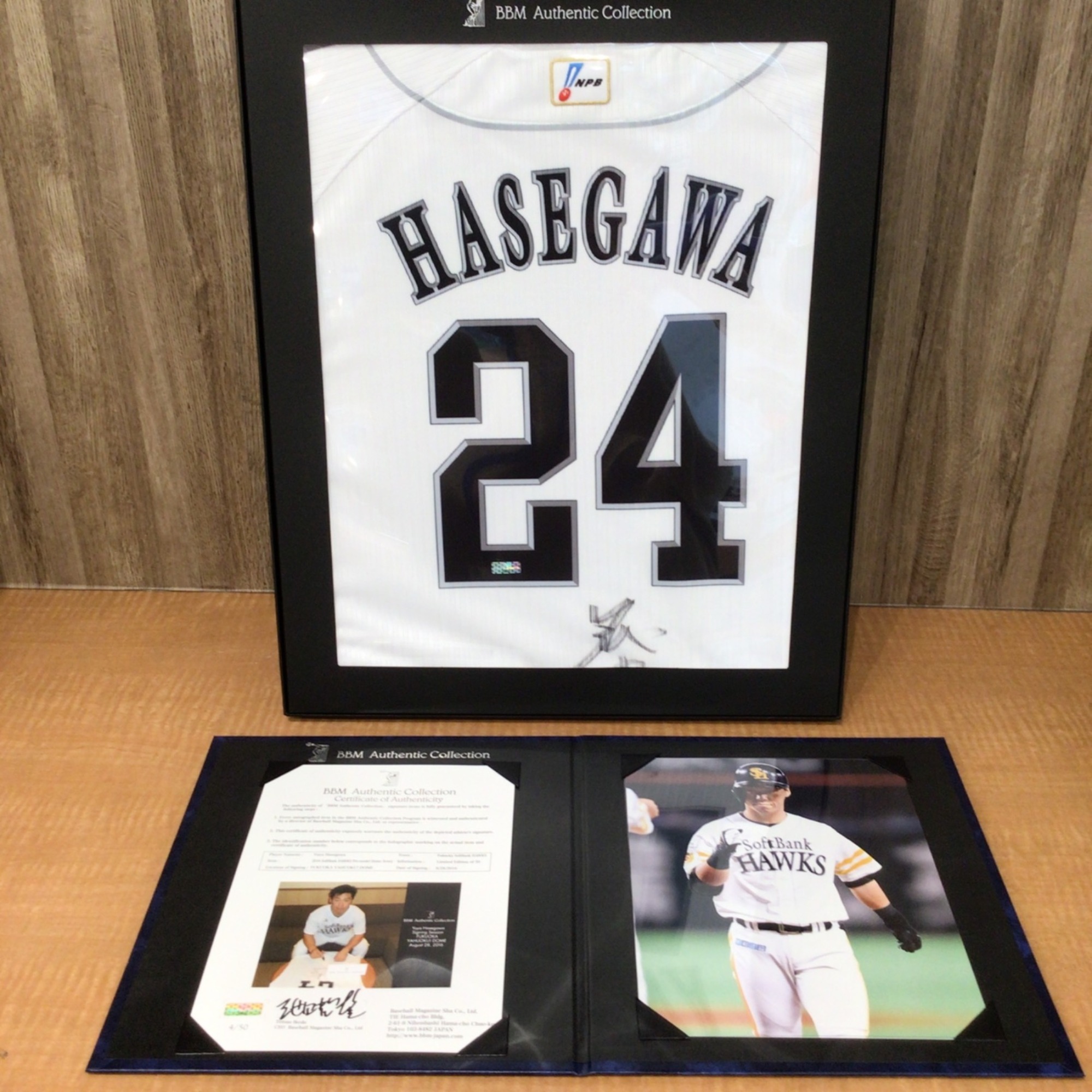 中村剛也選手の300号・400号本塁打記念直筆サイン入りグッズが入荷