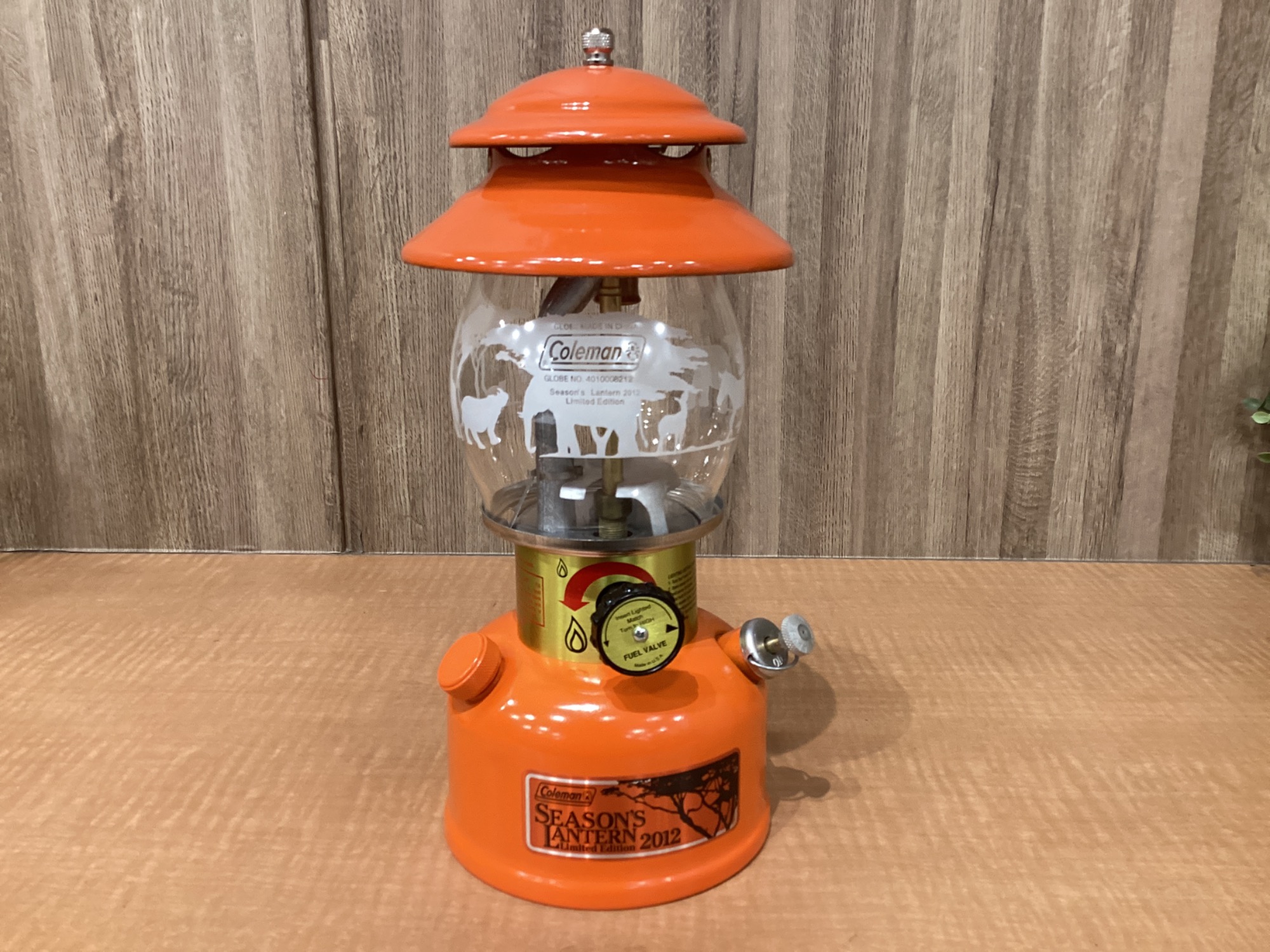 元箱・クラムシェルケース付きで入荷！ コールマンシーズンズランタン