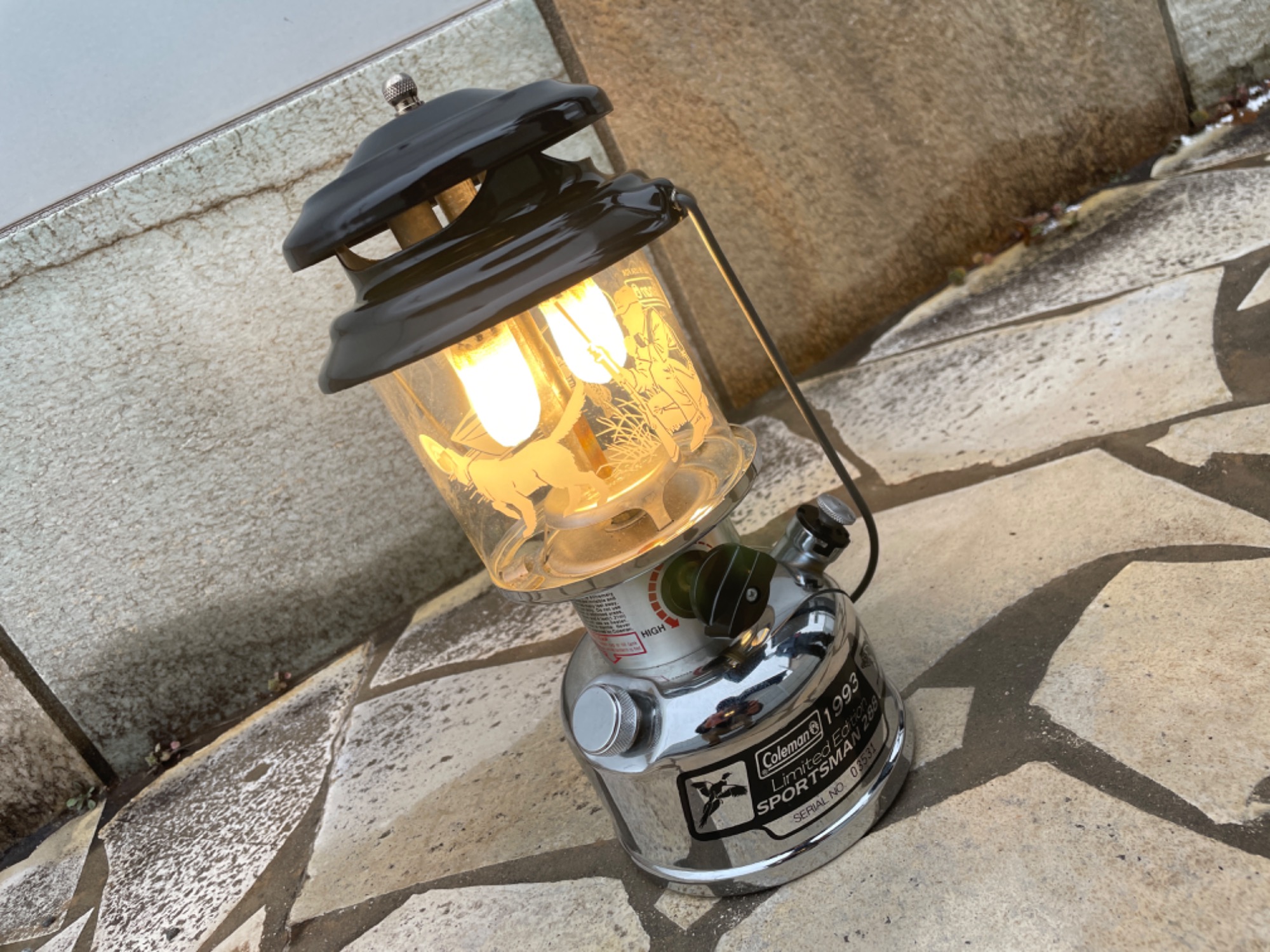 コールマンの限定生産のガソリンランタン スポーツマン288をご紹介