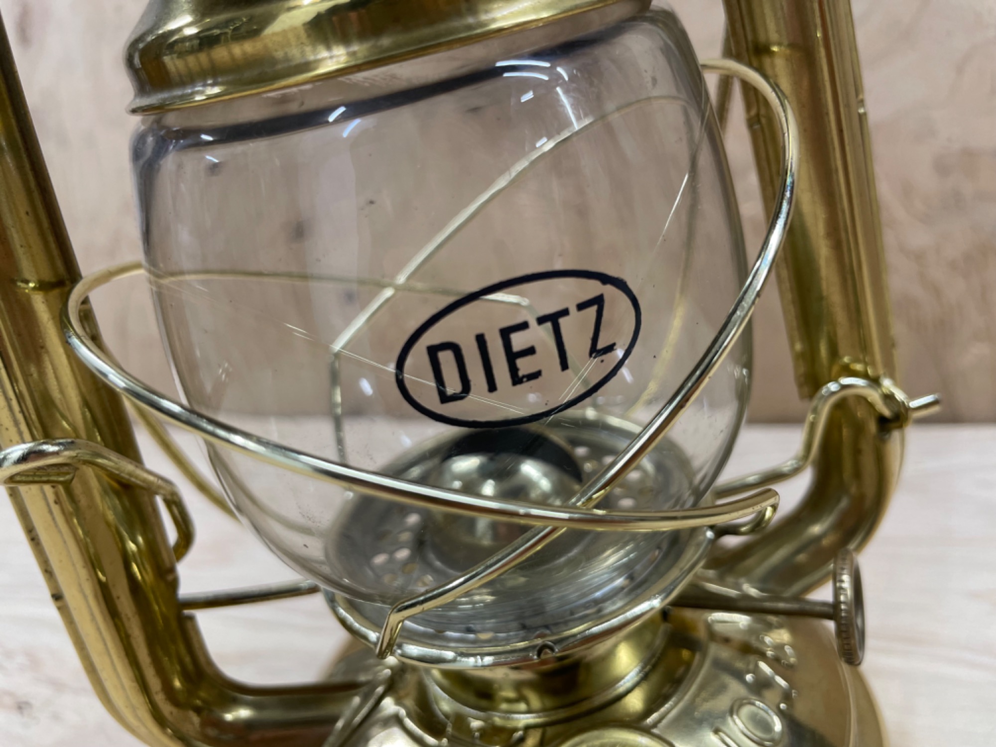 メッキじゃなく総真鍮！デイツのハリケーンランタン【No.78】[2024.05