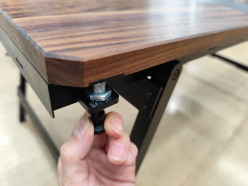 カッコよさと機能性が溢れた逸品！『WANTKEY STG TABLE』[2024.07.04