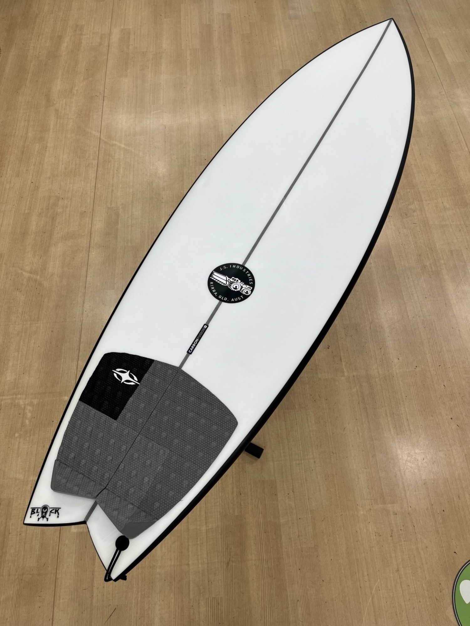 価格見直しました！お得にサーフボードが買えちゃいます！[2024.07.18