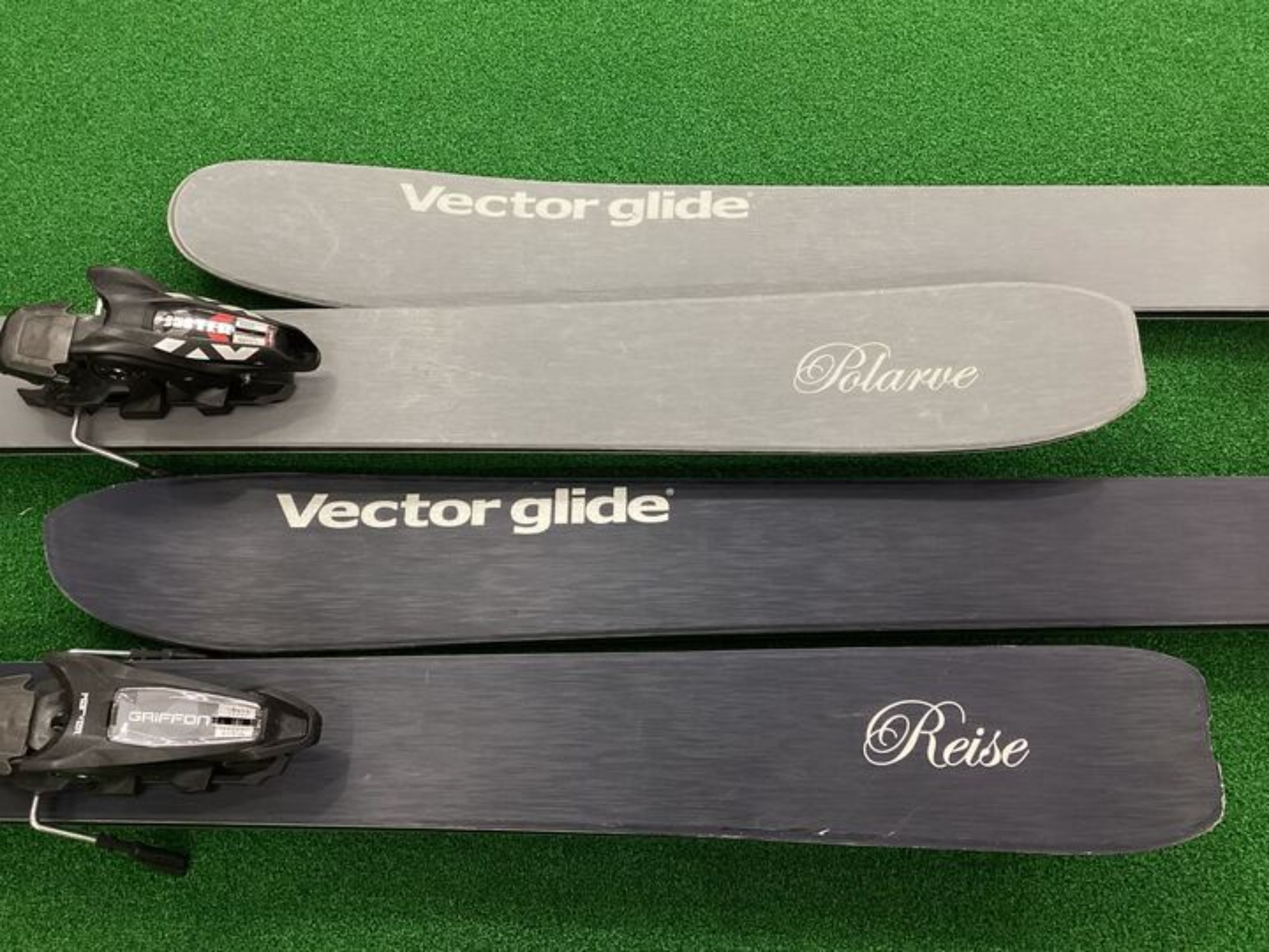 純国産ブランドの雄『Vector Glide』のご紹介！[2024.12.06発行