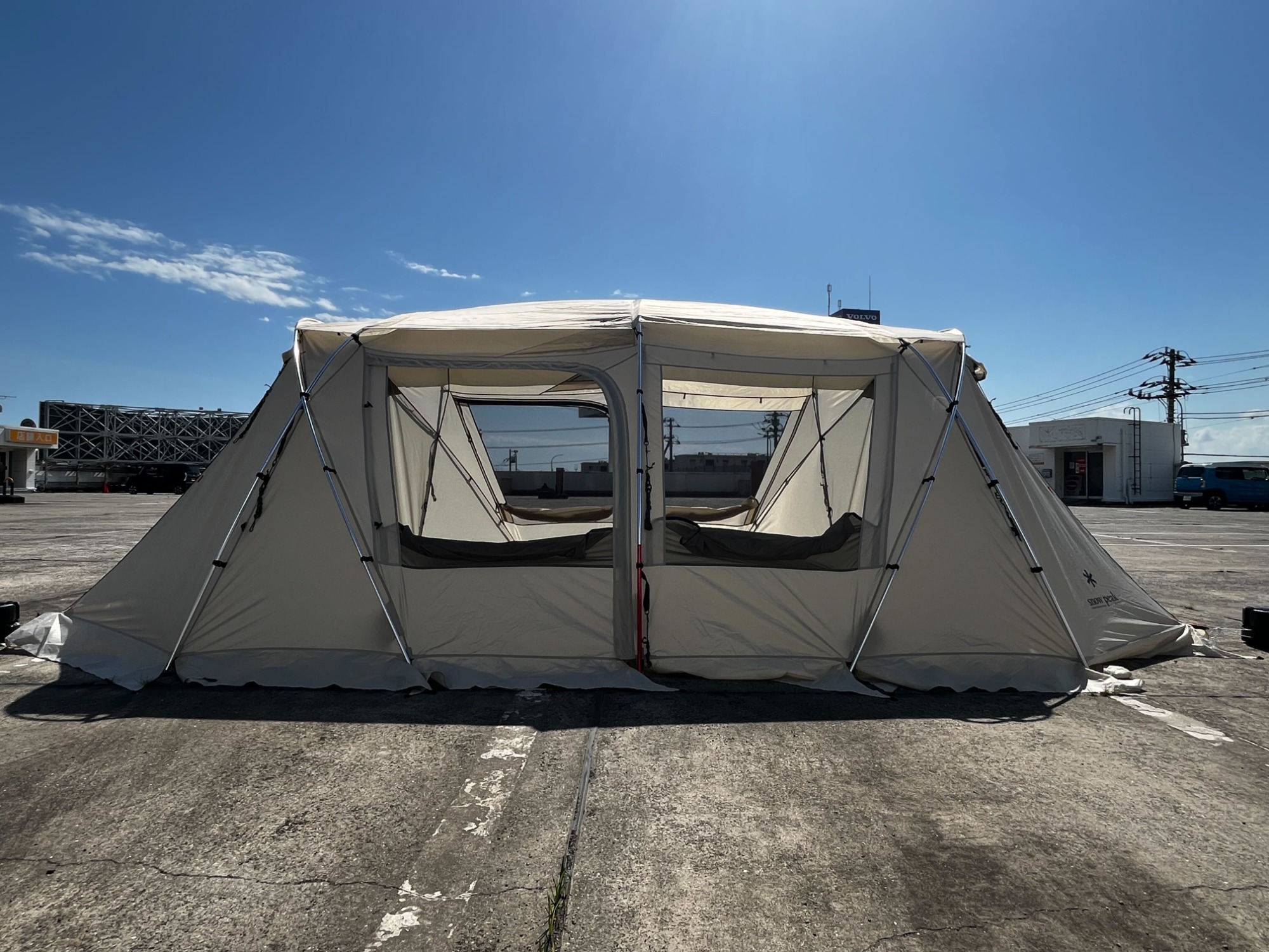 不動の人気モデルからMサイズが登場。ランドロックM入荷しました