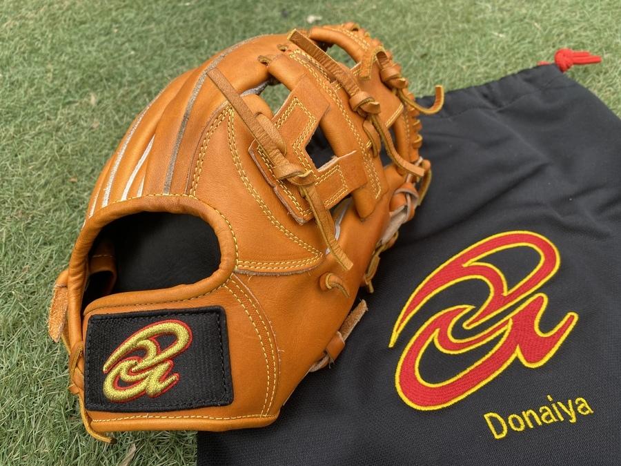 ドナイヤのDJNIMといえば山田哲人選手モデルのグローブ[2022.02.20発行