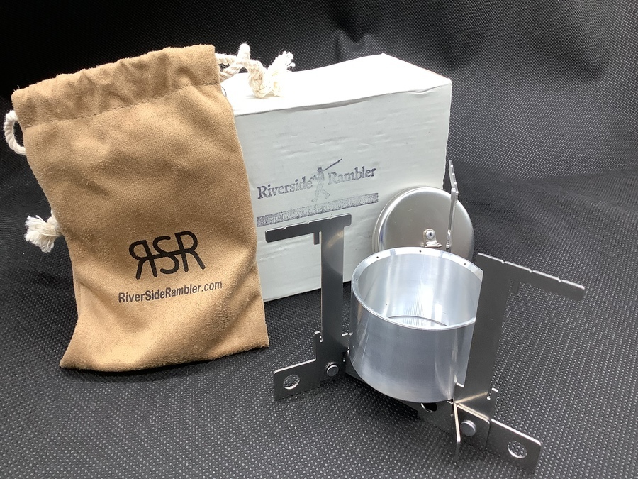 野営に適した高火力アルコールストーブ「RSRストーブ」[2021.10.29発行