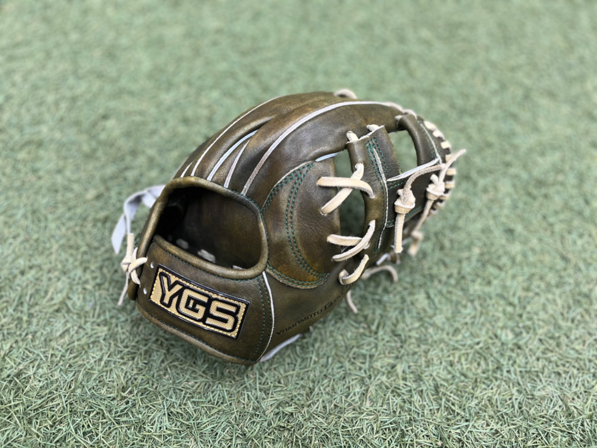 最高級野球グローブ！山本グラブスタジオ「プロライン GT400」[2024.05