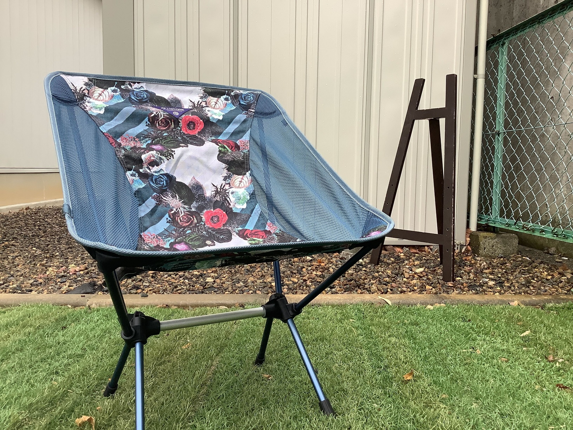 まるで絵画！】美しいだけじゃないオシャレアウトドアチェア！ヘリ