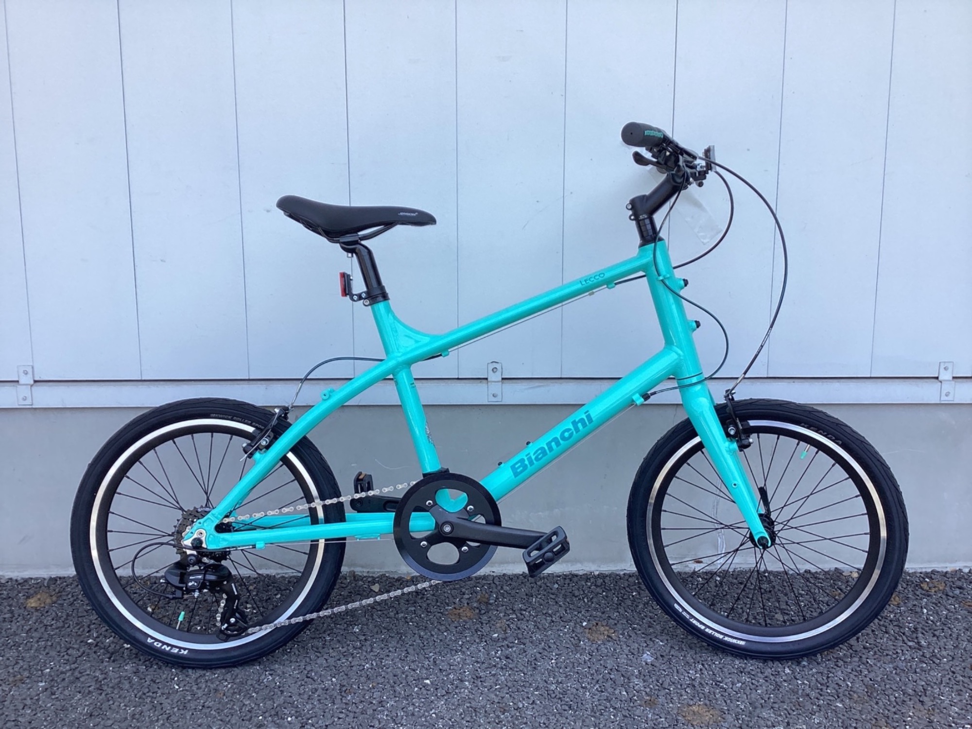 街乗りに！ビアンキのミニベロ自転車『LECCO 2023年モデル』[2024.05