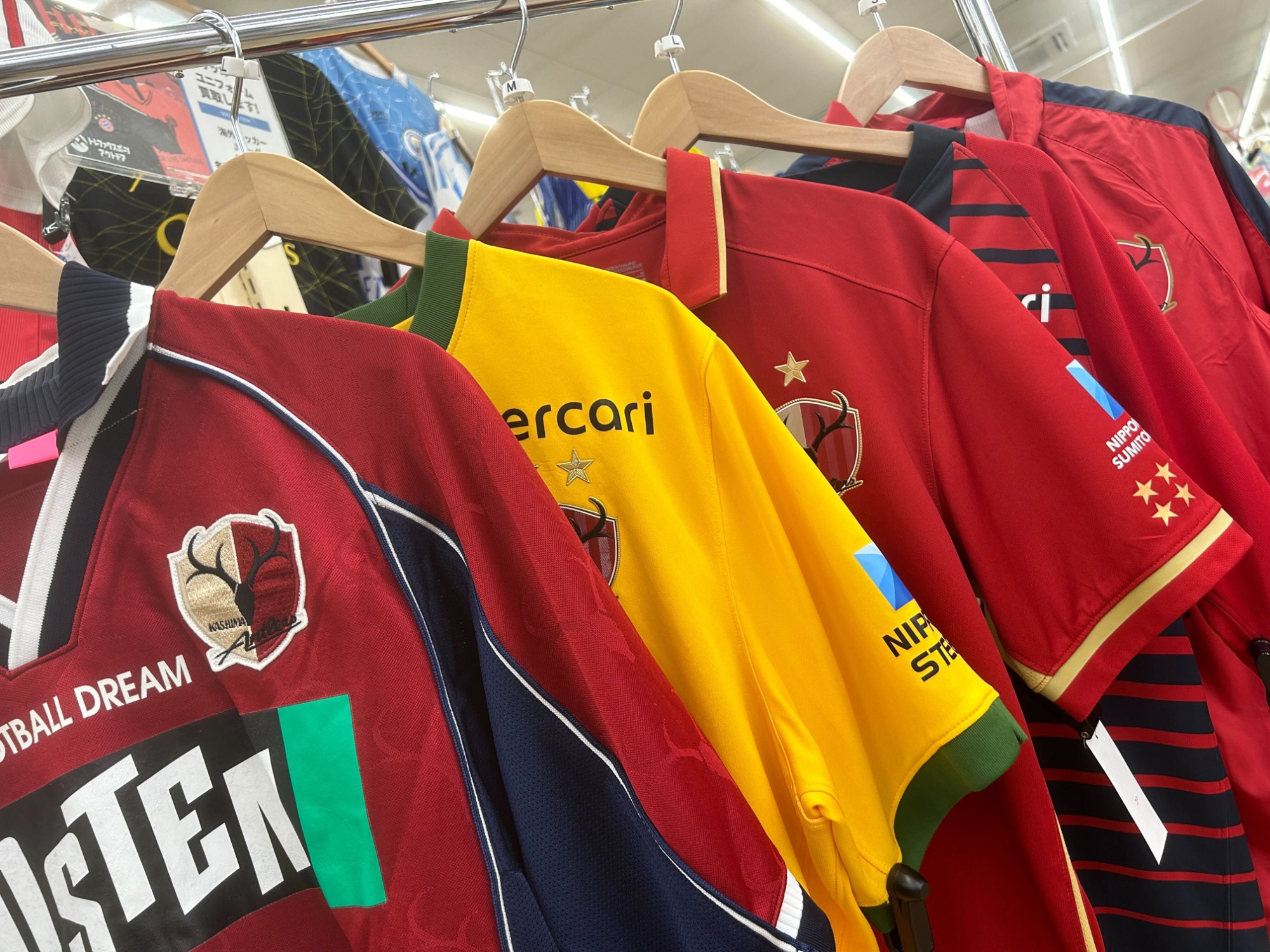 アントラーズは無敵だぜ♪】鹿島サポ必見！ユニフォーム入荷情報